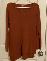 Sweaters & Knits image