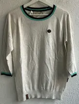 Sweaters & Knits image