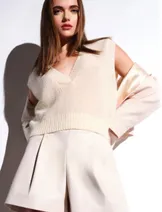 Sweaters & Knits image