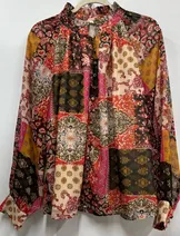 Sweaters & Knits image