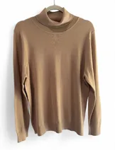 Sweaters & Knits image