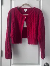 Sweaters & Knits image