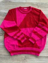 Sweaters & Knits image
