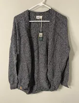 Sweaters & Knits image