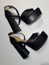 Shoes image