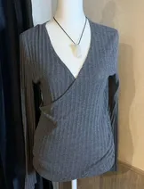 Sweaters & Knits image