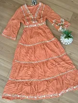 Dresses image