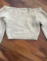 Sweaters & Knits image