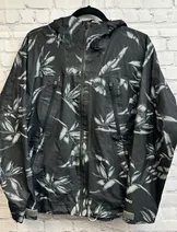 Jackets & Coats image