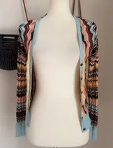 Sweaters & Knits image