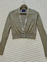 Sweaters & Knits image