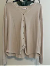 Sweaters & Knits image