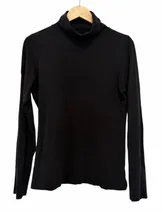 Sweaters & Knits image