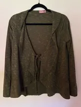 Sweaters & Knits image