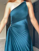 Dresses image