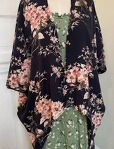 Sweaters & Knits image