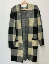 Sweaters & Knits image