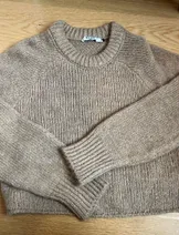 Sweaters & Knits image