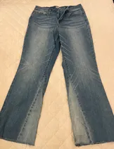 Jeans & Denim image