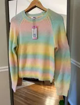 Sweaters & Knits image