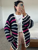 Sweaters & Knits image