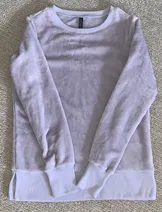 Sweaters & Knits image