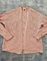 Sweaters & Knits image