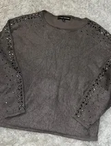 Sweaters & Knits image