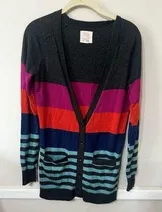 Sweaters & Knits image