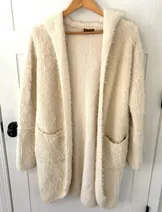 Sweaters & Knits image