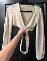 Sweaters & Knits image