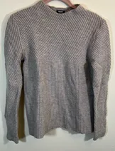 Sweaters & Knits image