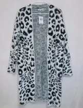 Sweaters & Knits image