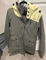 Jackets & Coats image