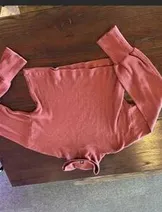 Sweaters & Knits image