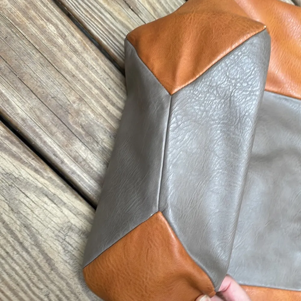 Big Buddha Two Tone Butterscotch & Gray Large Faux Leather Tote Bag 20” - Image 7