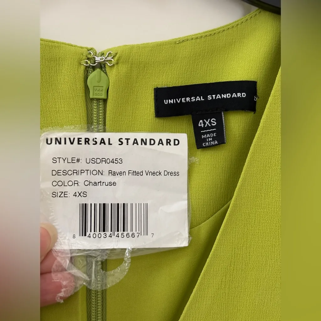 NWT Universal Standard Vibrant Green Chartruse Midi Raven Fitted Dress 4XS (XS) - Image 3