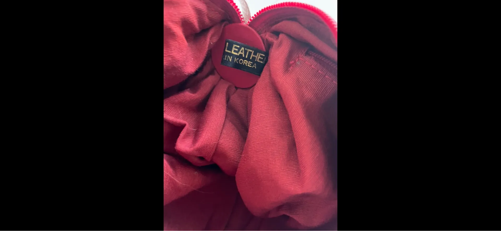 Red and white purse - Image 10