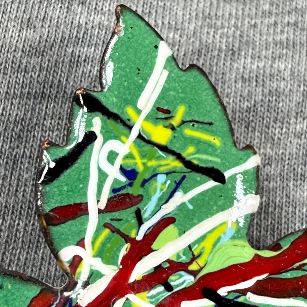 Abstract Painted Enamel Maple Leaf Brooch Pin Jewelry Women Retro Vintage Colors Red - Image 5