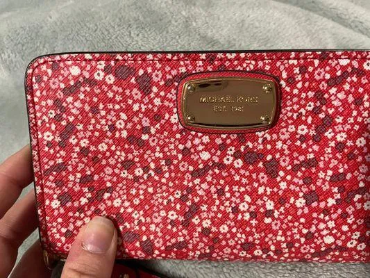Michael Kors Wristlet Wallet - Image 3