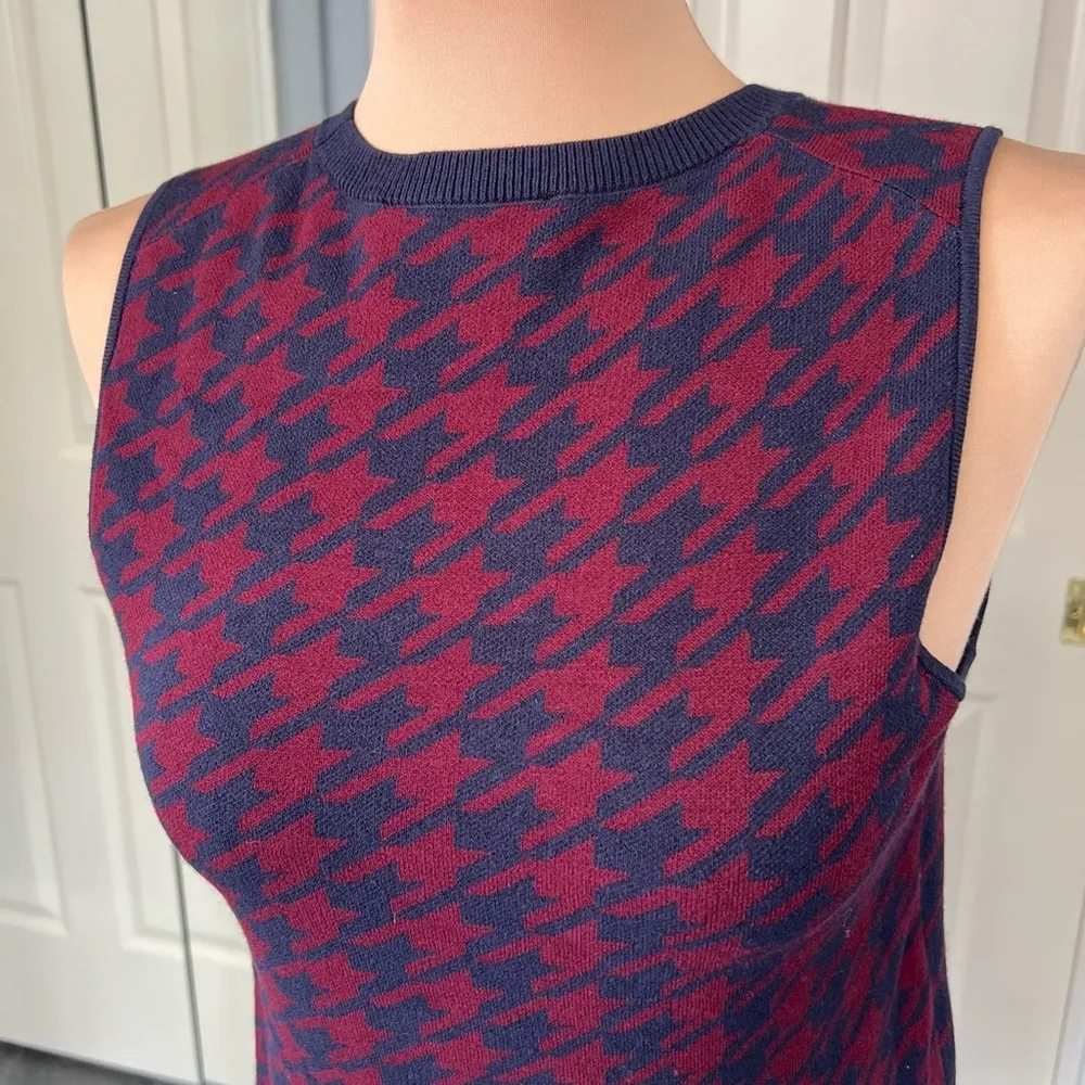 Ann‎ Taylor Houndstooth Preppy Academia Pullover Sweater Vest - Image 3