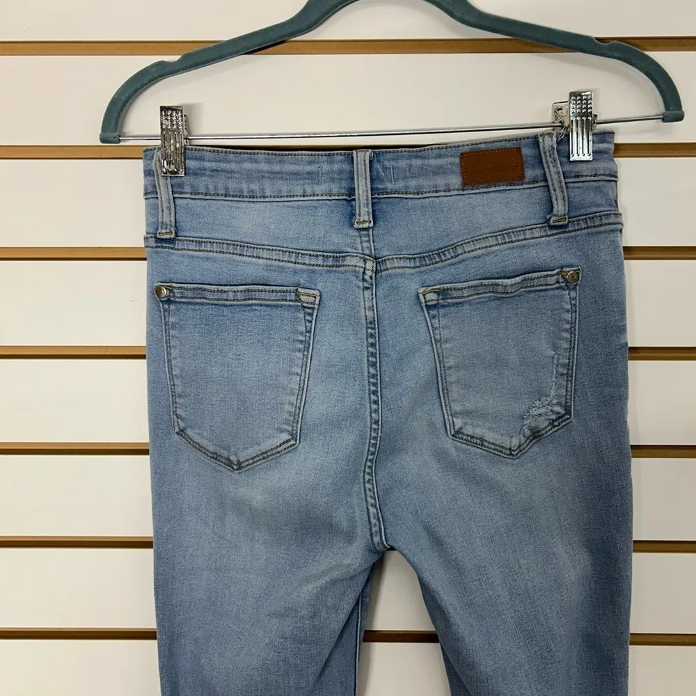Judy Blue Women's size 7/28 Tulip Hem Skinny Fit Distressed Blue Jeans JB8838 - Image 6