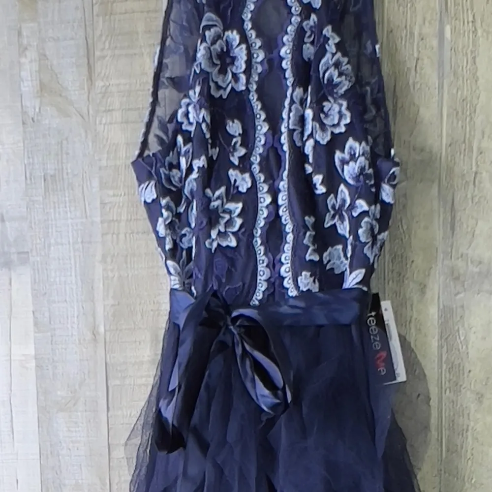 Teeze Me Size 7/8 Embroidered Sleeveless Tulle Lined Formal Long Dress Navy Blue - Image 4