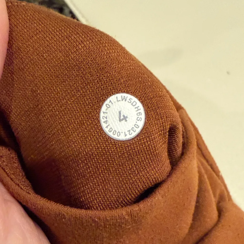 Lululemon Align Jogger & Tank Set 
Copper Brown Like New!!! - Image 2