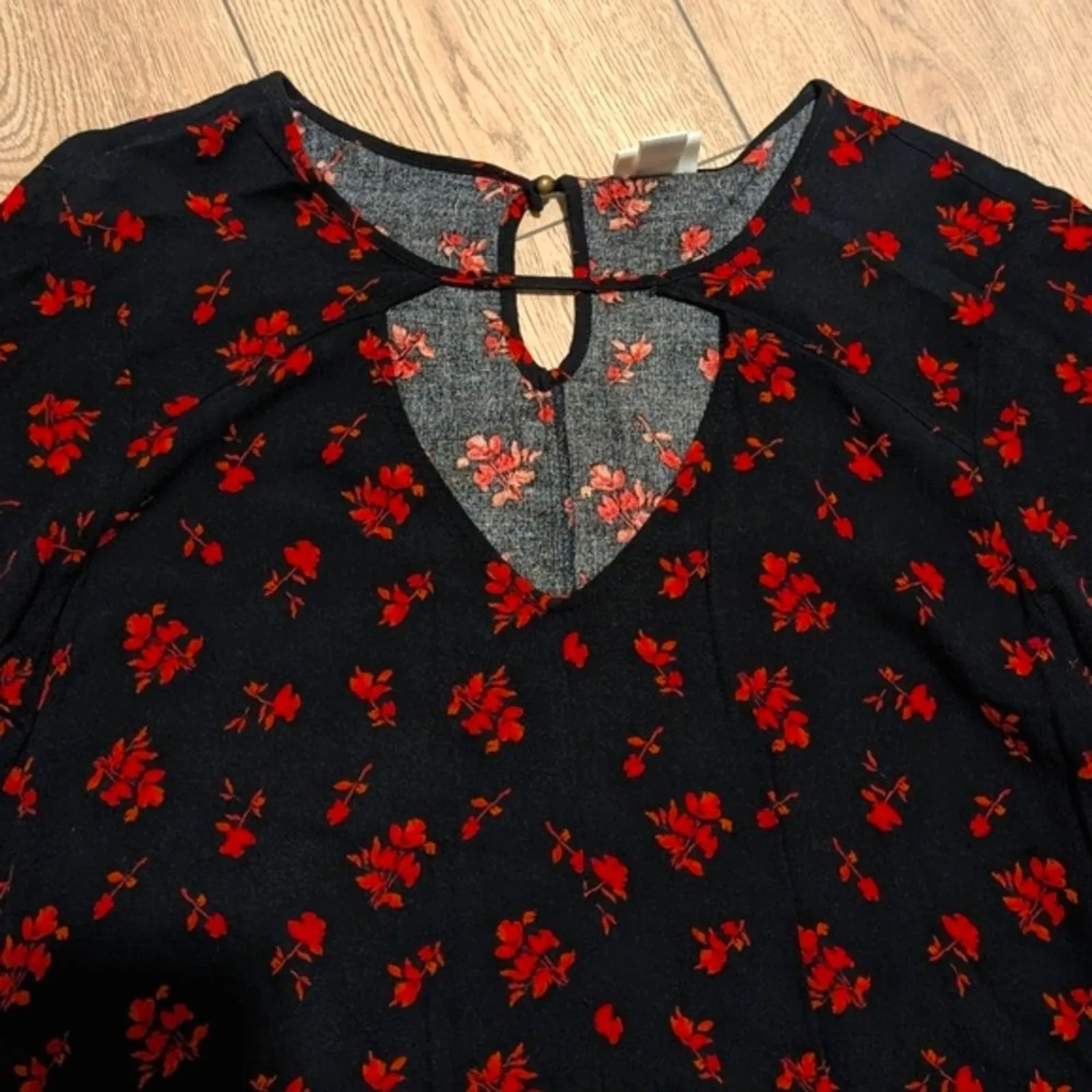 Mossimo Top Plus XXL 2X Ruffle Bell Sleeve Shirt Boho Hippie Floral Red Witchy - Image 2