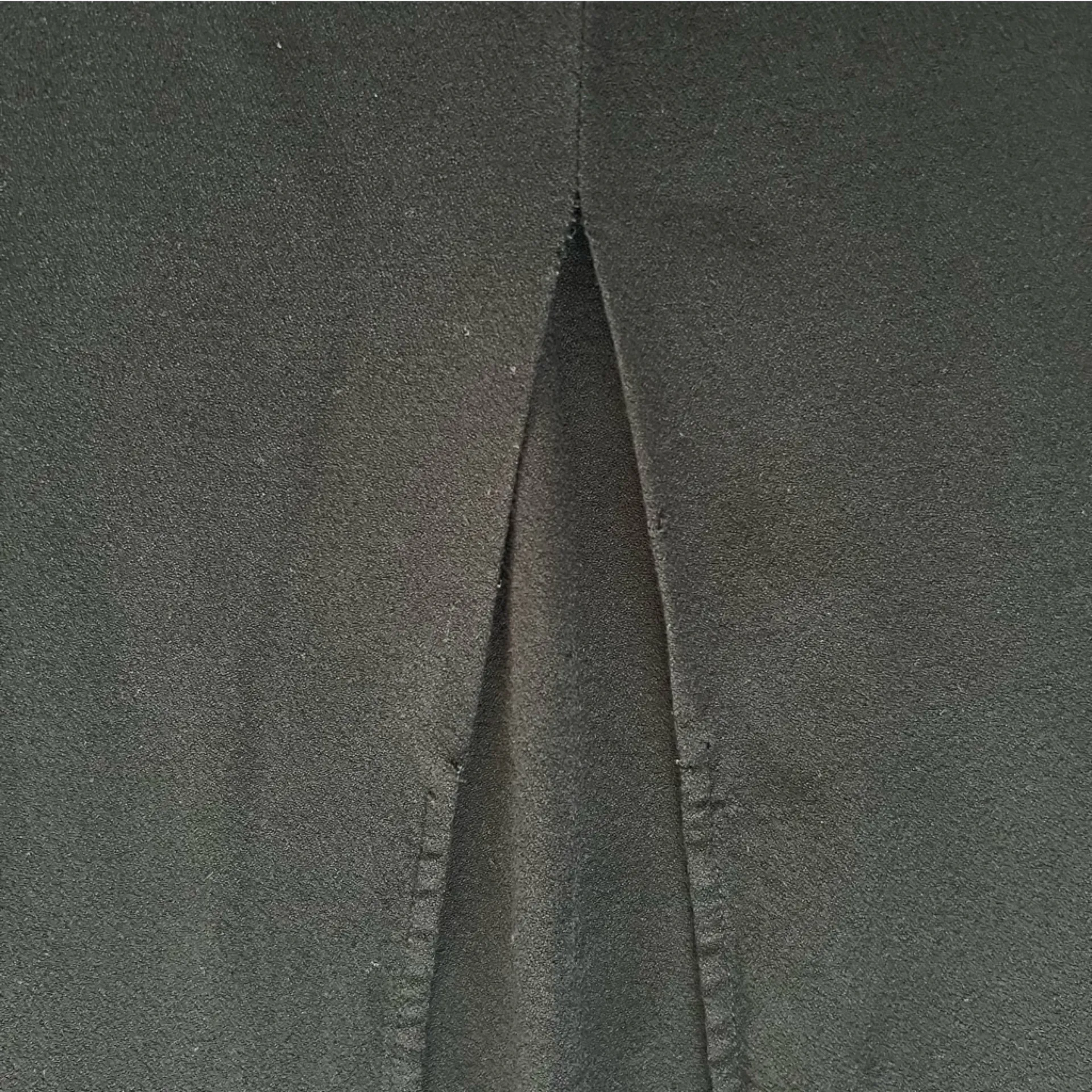 Reformation Women’s Ozzlie Black Square Neck Back Slit Black Sheath Midi Dress 0 - Image 14