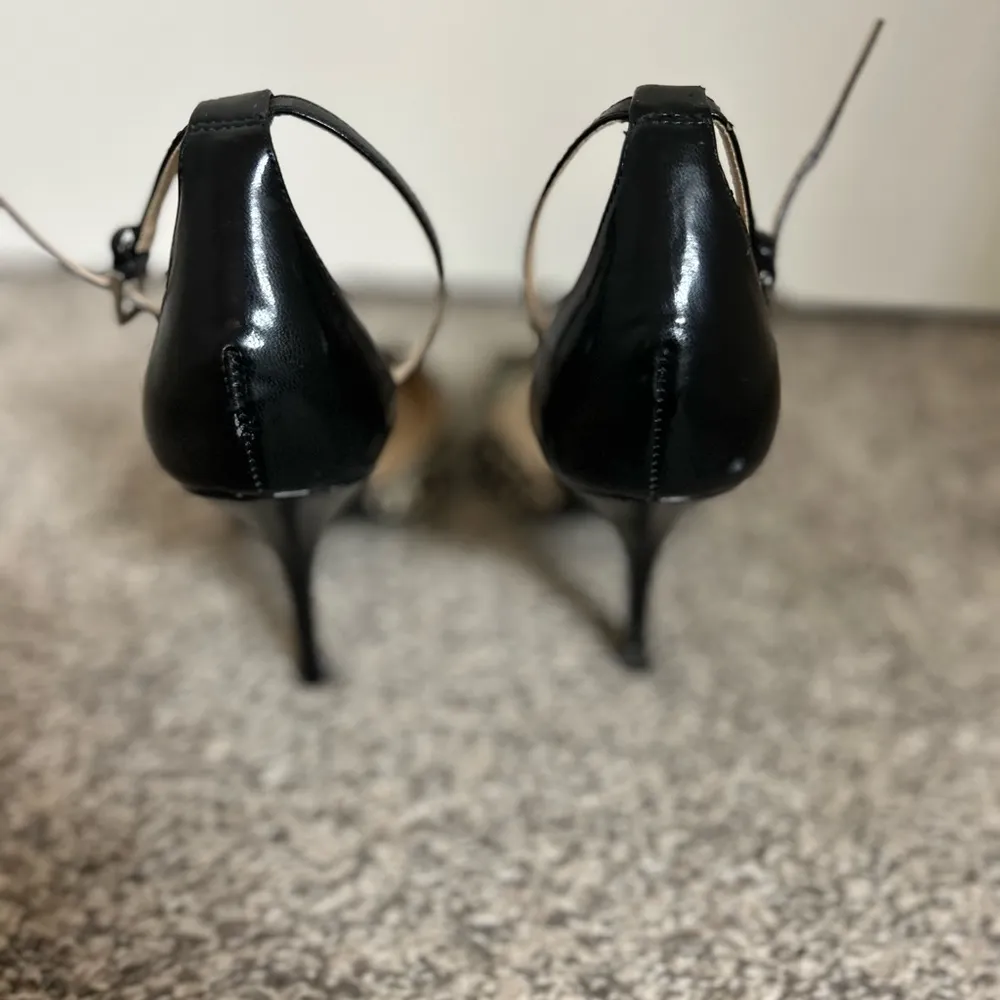 Marc Fisher Classy Brown Suede Pumps, size 8.5US - Image 4