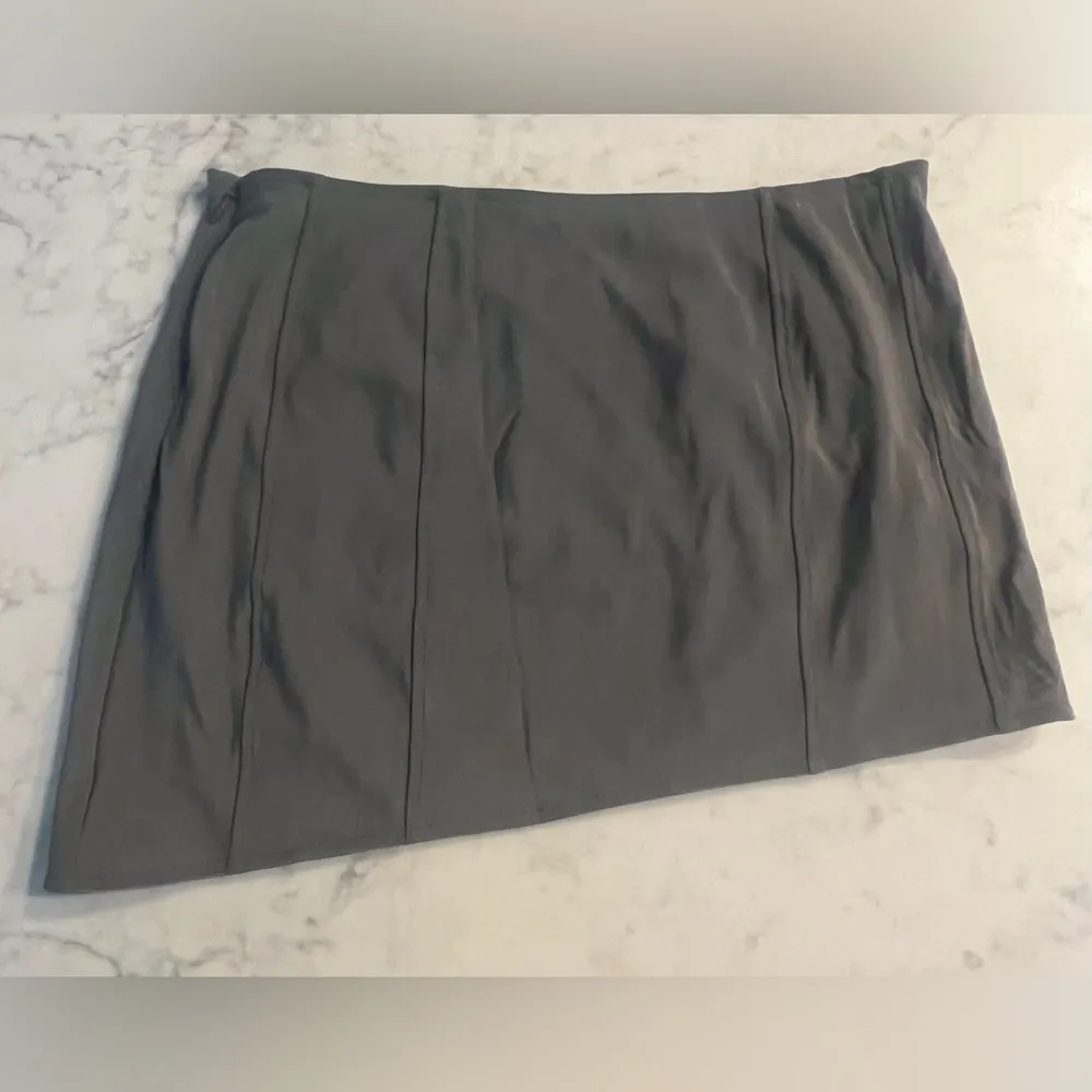 NWOT FANCI CLUB Gray micro mini asymmetrical skirt Small $300 - Image 9