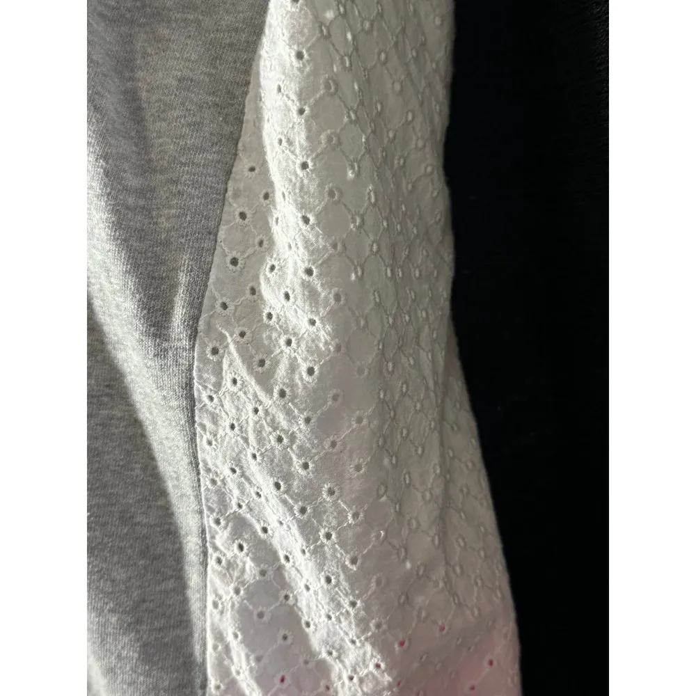 Modcloth Womens Cotton Crew Neck Eyelet Back Detail Ribbed Sweatshirt Size S - Image 2