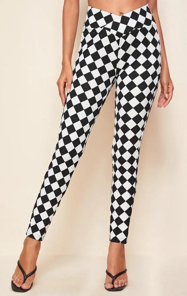 Checkered Print Skinny Pants..New - Image 2